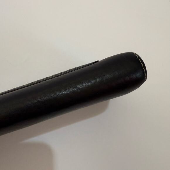 Coach Zip Around Black Pebbled Leather Wallet with Lilac Inside, VGC - Picture 5 of 10